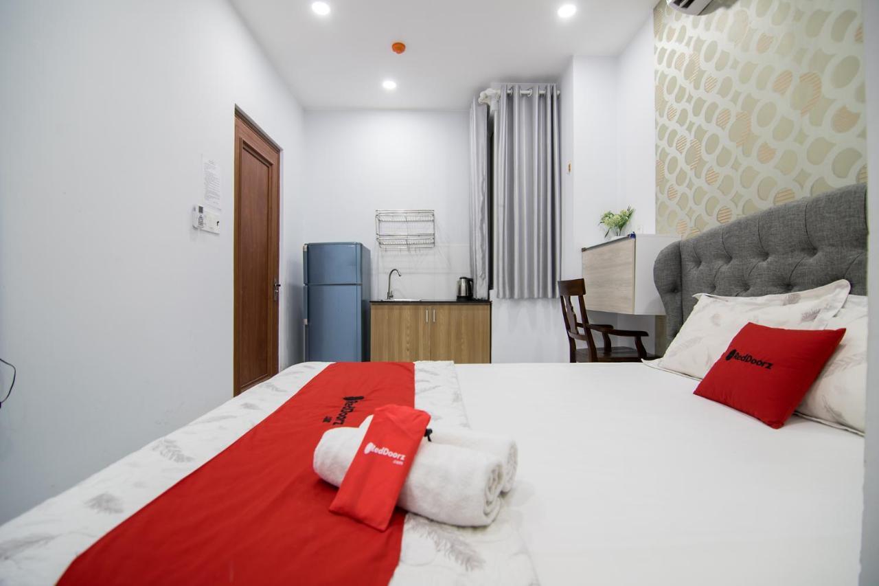 Hotel Reddoorz Near Saigon Zoo Ho-Chi-Minh-Stadt Exterior foto